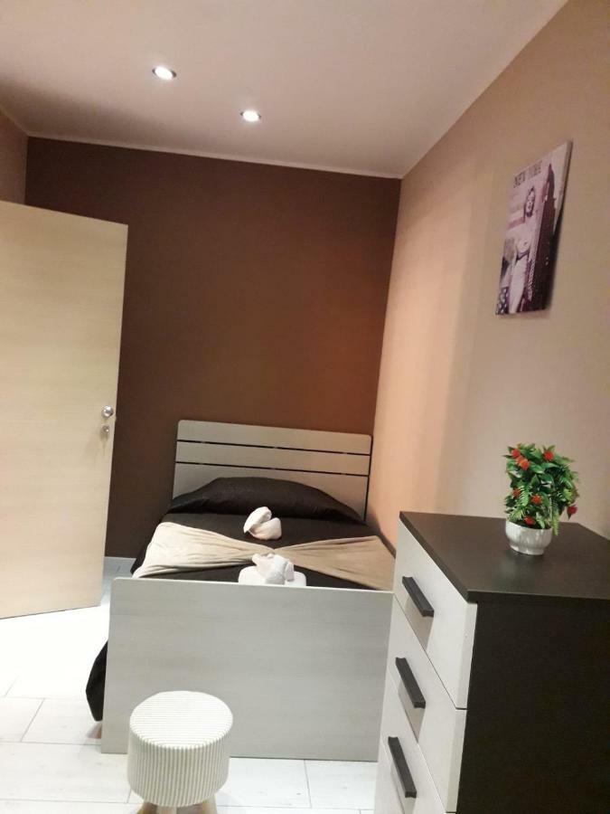 Primo Hotel Catania Bagian luar foto