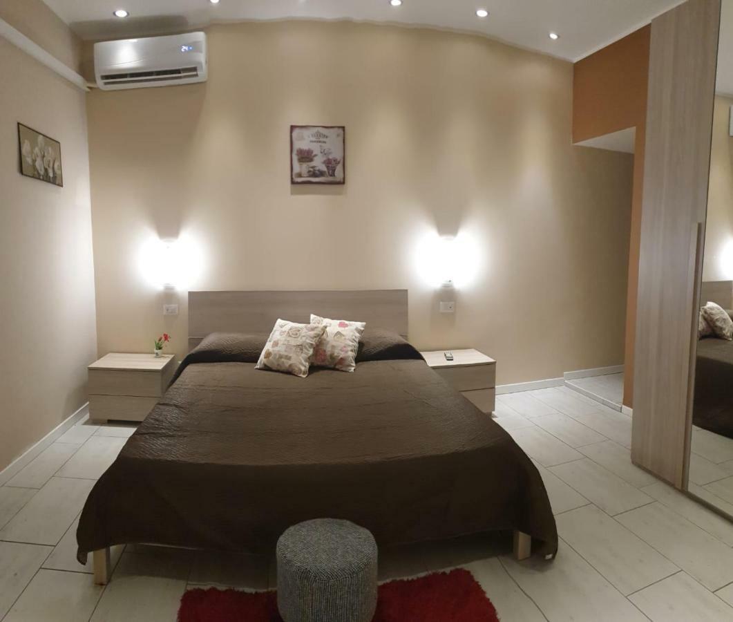 Primo Hotel Catania Bagian luar foto