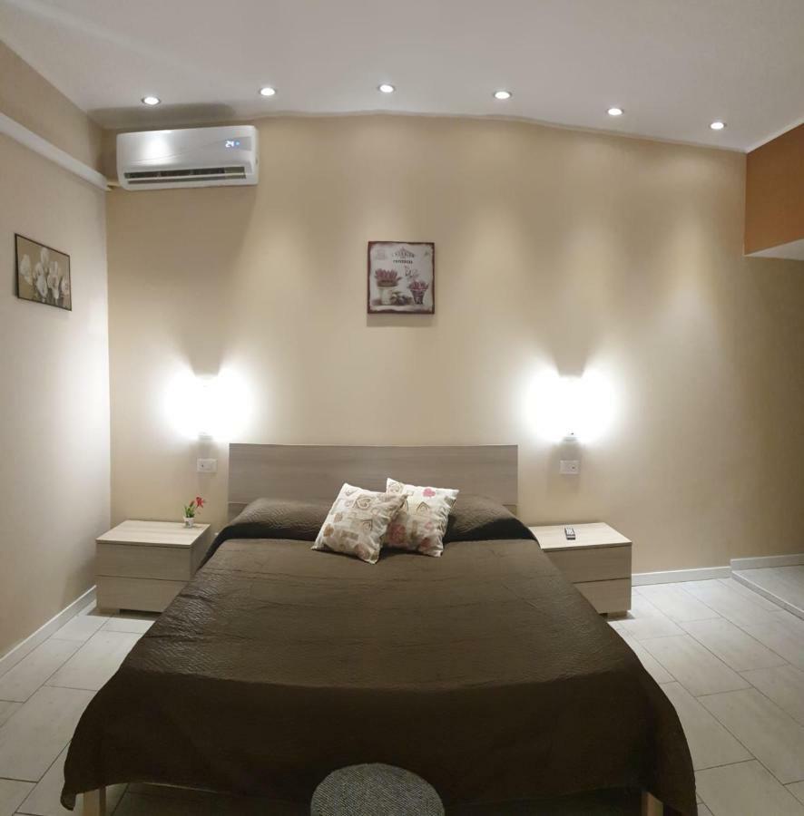 Primo Hotel Catania Bagian luar foto